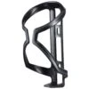 Giant Airway Composite Carbon Cage - Black/black 1 Giant Airway Composite Carbon Cage - Black/black -Giant 254269 00 d 500754