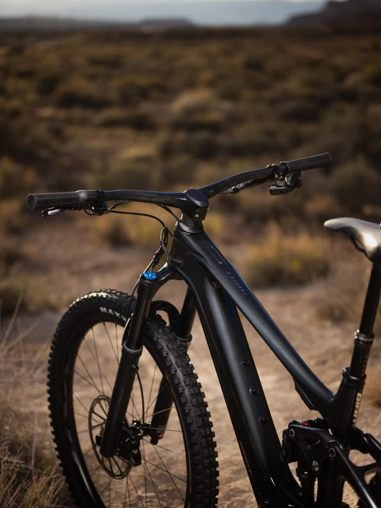 Giant TRANCE X ADVANCED E+ ELITE 1 - Carbon Electric Mountain Bike - 2023 - Gunmetal Black 16 Giant TRANCE X ADVANCED E+ ELITE 1 - Carbon Electric Mountain Bike - 2023 - Gunmetal Black - Afbeelding 14